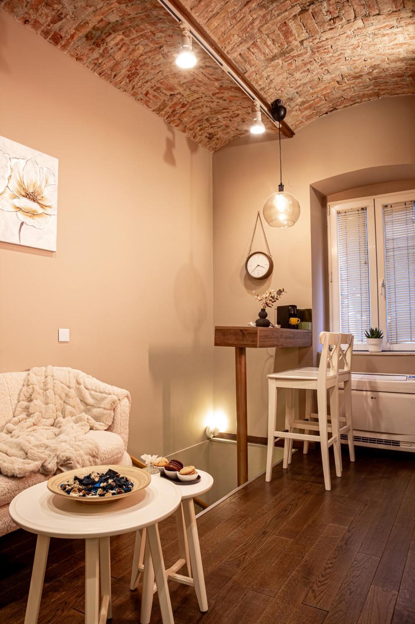Venus Apartment With Jacuzzi And Sauna - City Center Белград Экстерьер фото