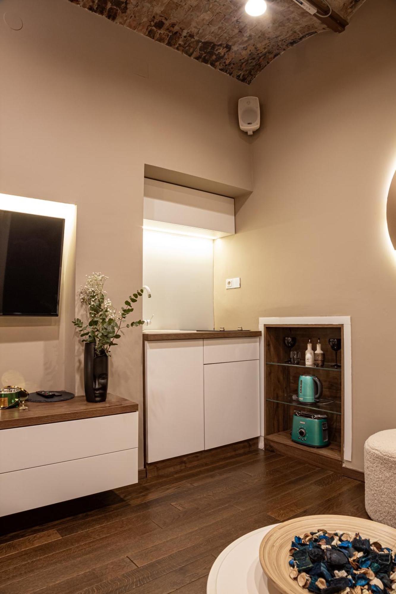 Venus Apartment With Jacuzzi And Sauna - City Center Белград Экстерьер фото